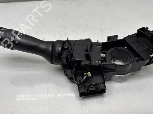 Pulsantiera TOYOTA YARIS (_P9_) 1.4 D-4D (NLP90_, NLP90R) (90 hp) 29638412