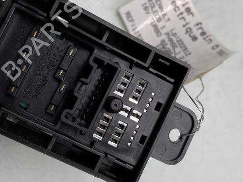 switch-renault-koleos-i-hy_-2008-31174283 main image