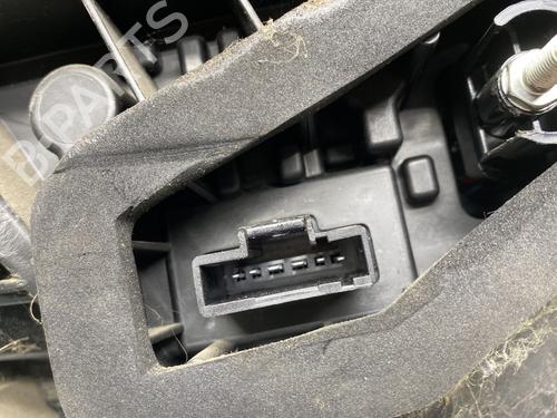 Used Right taillight Right taillight DACIA SANDERO II TCe 90 (B8M1, B8MA, B8AC) (90 hp) 31590805 31590805