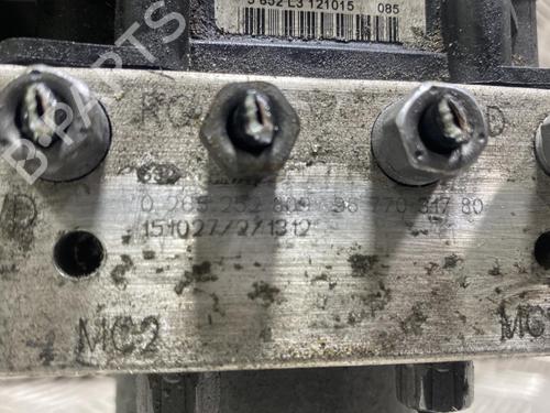 Used ABS pump ABS pump PEUGEOT 508 I (8D_) 1.6 BlueHDi 120 (120 hp) 20315889 20315889