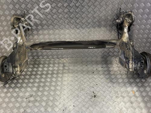 Hinterachse für OPEL CORSA E (X15) 1.4 (08, 68) (90 hp) 31810076