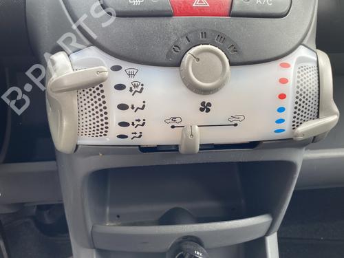 Left taillight PEUGEOT 107 (PM_, PN_) 1.0 | BP32469987C34 