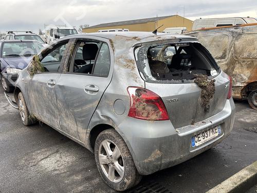 Left front window switch TOYOTA YARIS (_P9_) 1.4 D-4D (NLP90_, NLP90R) | BP27404721I27 