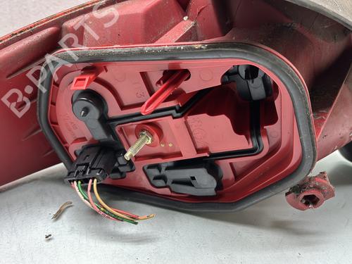 Høyre baklys PEUGEOT 206 Hatchback (2A/C) 1.6 i | BP28353351C35 