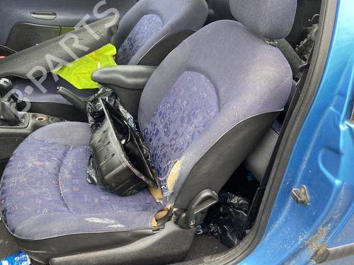 Błotnik przedni lewy PEUGEOT 206 Hatchback (2A/C) 1.1 i | BP28184900C41 