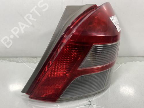 Used Right taillight TOYOTA YARIS (_P9_) 1.0 VVT-i (KSP90_, KSP90R) (69 hp) 30887888