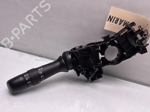 Schakelaar LEXUS IS II (_E2_) 220d (ALE20) (177 hp) 31331971