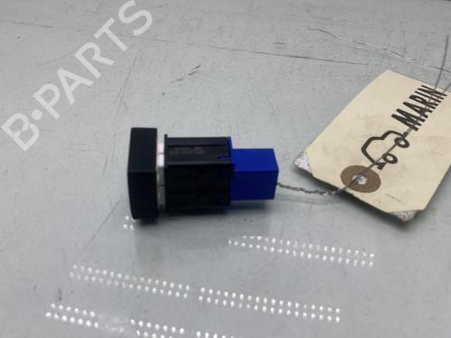 Used Warning switch Warning switch SEAT ARONA (KJ7, KJP) 1.6 TDI (115 hp) 19959690 19959690