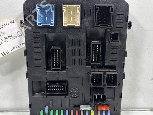 Used Fuse box Fuse box CITROËN C4 I (LC_) 1.6 HDi (109 hp) 30082715 30082715