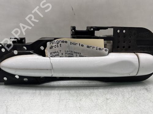 Used Rear right exterior door handle RENAULT MEGANE III Grandtour (KZ0/1) 1.5 dCi (KZ09, KZ0D, KZ1G, KZ29, KZ14, KZ1W, KZ10, KZ1F,... (110 hp) 29453277