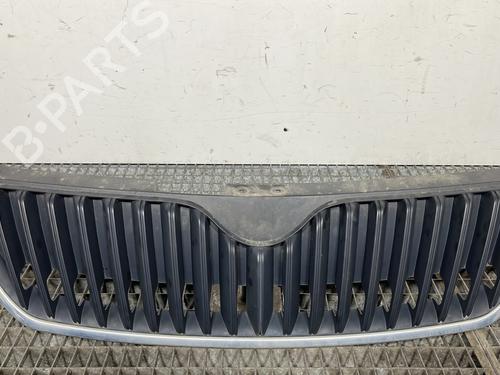 Used Grille SKODA SUPERB II (3T4) 1.9 TDI (105 hp) 28187968