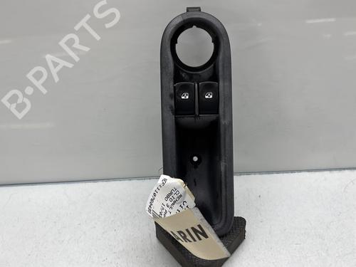 Used Left front window switch RENAULT CLIO III (BR0/1, CR0/1) 1.5 dCi (BR17, CR17) (86 hp) 28353595