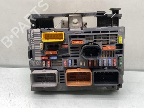 Used Fuse box CITROËN C4 Picasso I MPV (UD_) 1.6 HDi (109 hp) 30941158