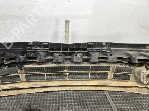 Used Front bumper Front bumper 24152977 24152977