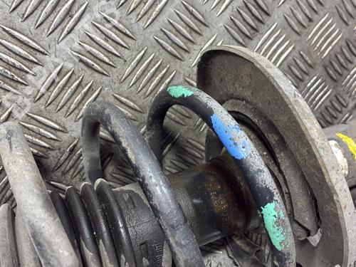 Used Right front shock absorber Right front shock absorber PEUGEOT 207 (WA_, WC_) 1.6 HDi (90 hp) 33841700 33841700