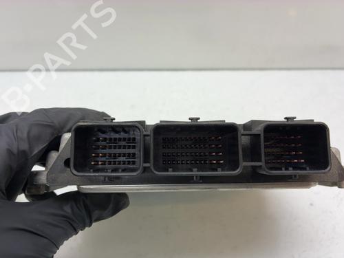 Used Engine control unit (ECU) Engine control unit (ECU) PEUGEOT 5008 (0U_, 0E_) 1.6 HDi (110 hp) 39946906 39946906
