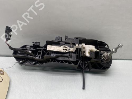 Klamka zewnętrzna drzwi przednich lewych RENAULT MEGANE III Hatchback (BZ0/1_, B3_) 1.5 dCi (BZ09, BZ0D, BZ1W, BZ29, BZ14) | BP29707602C128