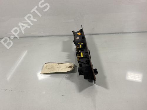 Used Left front window switch Left front window switch AUDI A8 D2 (4D2, 4D8) 2.5 TDI (150 hp) 20025737 20025737