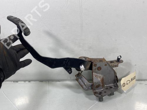 Clutch pedal RENAULT CLIO III (BR0/1, CR0/1) 1.5 dCi (BR17, CR17) | BP29866870I13