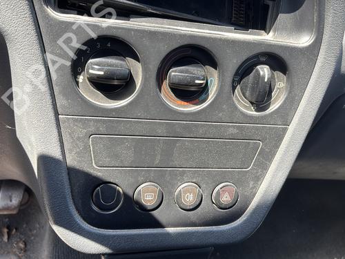 Left taillight PEUGEOT 306 Hatchback (7A, 7C, N3, N5) 1.9 D | BP28280594C34