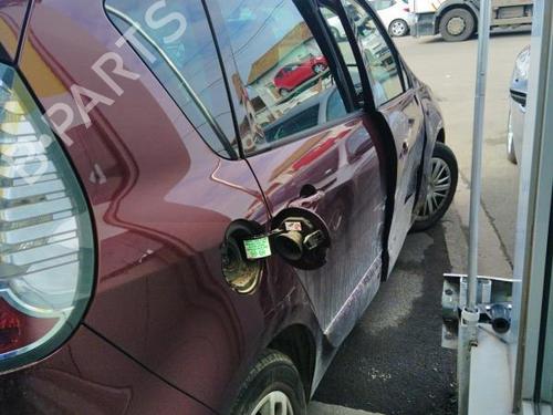 Right front fog light RENAULT SCÉNIC III (JZ0/1_) 1.2 TCe | BP30112926C31