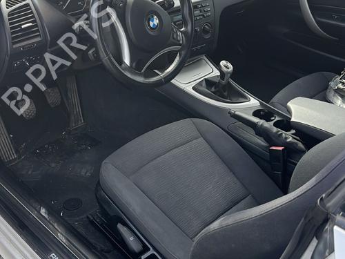 Front right seatbelt BMW 1 Convertible (E88) 118 d | BP29940148I25  - Image 29