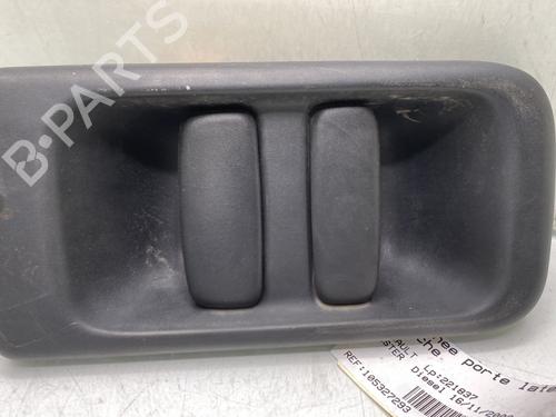 Used Rear left exterior door handle RENAULT MASTER II Van (FD) 2.5 dCi (120 hp) 28279944