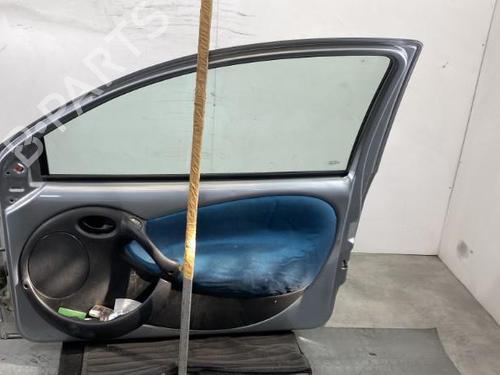 Porta frente direita Porta frente direita FORD KA (RB_) 1.3 i ROCAM (70 hp) 19957519 19957519