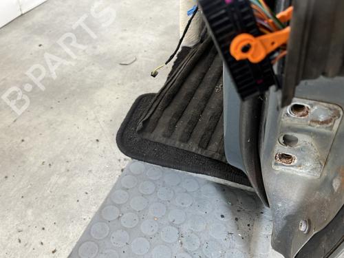 Left front door VW GOLF V Variant (1K5) 1.9 TDI | BP32062886C2 - Image 3