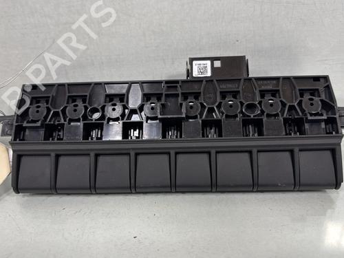 Used Warning switch Warning switch RENAULT CLIO V (B7_) 1.6 E-TECH 140 (B7MU) (140 hp) 30297053 30297053