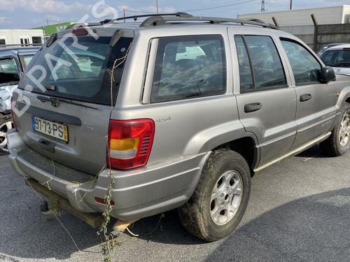 Right headlight JEEP GRAND CHEROKEE II (WJ, WG) 3.1 TD 4x4 | BP32386496C29