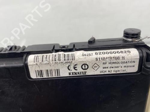 Used Fuse box Fuse box RENAULT MEGANE II (BM0/1_, CM0/1_) 1.9 dCi (115 hp) 19958593 19958593