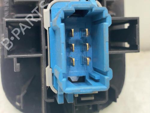Used Right front window switch Right front window switch RENAULT MASTER III Van (FV) 2.3 dCi 150 FWD (FV0F, FV03, FV09) (150 hp) 39946149 39946149