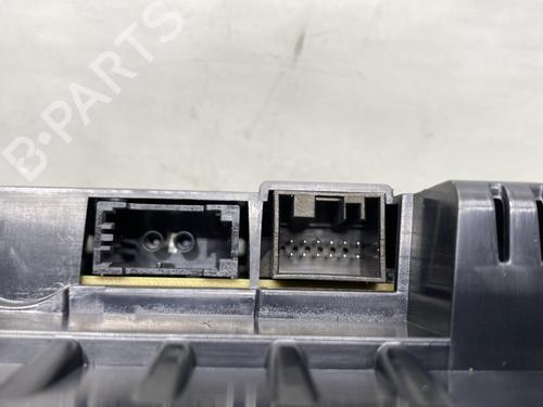 Used Instrument cluster Instrument cluster BMW 3 (F30, F80) 318 d (143 hp) 22390804 22390804