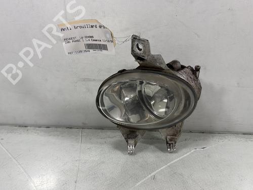Used Right front fog light PEUGEOT 206 Hatchback (2A/C) 1.4 i (75 hp) 30932984
