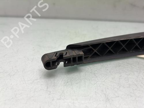 Used Rear windshield wiper arm Rear windshield wiper arm FORD FOCUS III Saloon 1.0 EcoBoost (125 hp) 40205317 40205317
