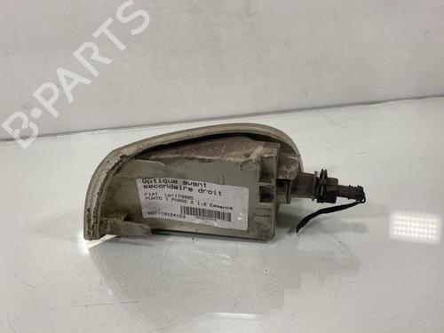 Used Right front indicator Right front indicator FIAT PUNTO (176_) [1993-1999] 20033588 20033588