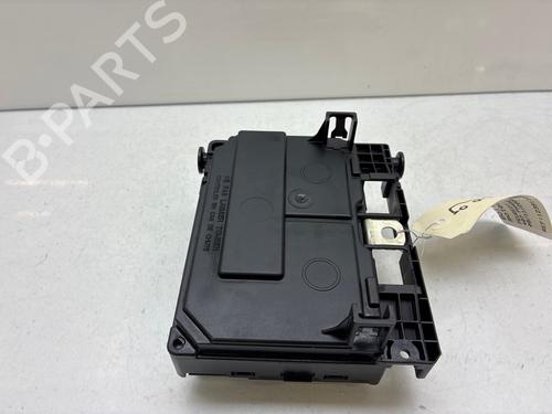 Used Fuse box Fuse box 38549964 38549964