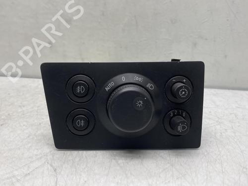 Used Headlight switch Headlight switch OPEL ZAFIRA / ZAFIRA FAMILY B (A05) 1.9 CDTI (M75) (120 hp) 19961746 19961746