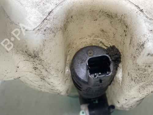 Used Windscreen washer tank RENAULT CLIO II (BB_, CB_) 1.5 dCi (B/CB07) (65 hp) 31213176