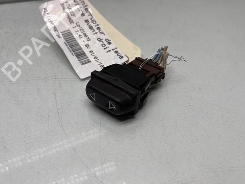 Used Right front window switch PEUGEOT 306 Hatchback (7A, 7C, N3, N5) 1.4 (75 hp) 28281120