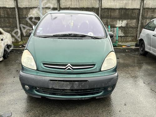 Left headlight CITROËN XSARA PICASSO (N68) 2.0 HDi | BP19968267C28 
