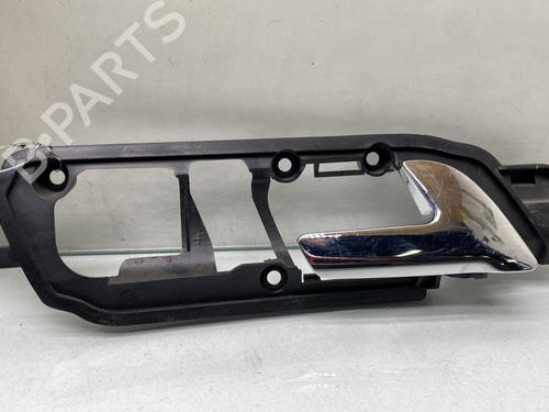 Højre fortil invendig håndtag VW POLO IV (9N_, 9A_) 1.4 TDI (70 hp) 30510010