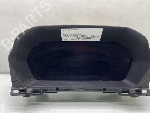 Used Instrument cluster AUDI A3 Sportback (8YA, 8YF) 35 TFSI Mild Hybrid (150 hp) 31641544