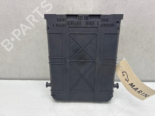 fuse-box-citroen-c3-picasso-sh_-2008-38651167 main image
