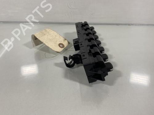 Used Warning switch Warning switch PEUGEOT 3008 I MPV (0U_) 2.0 HDi 150 / BlueHDi 150 (150 hp) 19997255 19997255