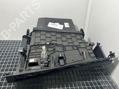 Used Glove box RENAULT MEGANE III Hatchback (BZ0/1_, B3_) 1.5 dCi (BZ09, BZ0D, BZ1W, BZ29, BZ14) (110 hp) 20012329
