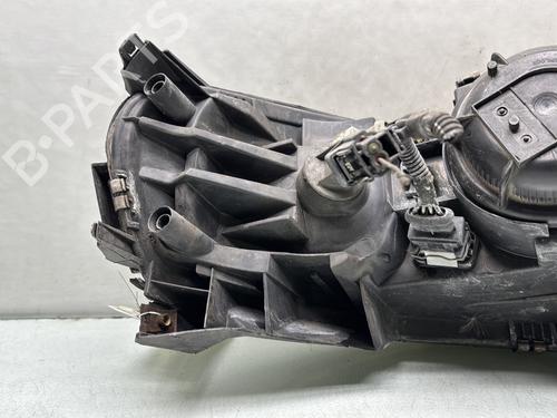 Left headlight VOLVO S60 I (384) 2.4 D | BP31880905C28