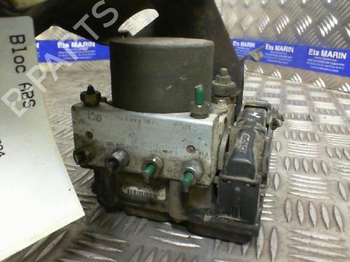 Used ABS pump RENAULT CLIO II (BB_, CB_) 1.5 dCi (B/CB07) (65 hp) 20006738