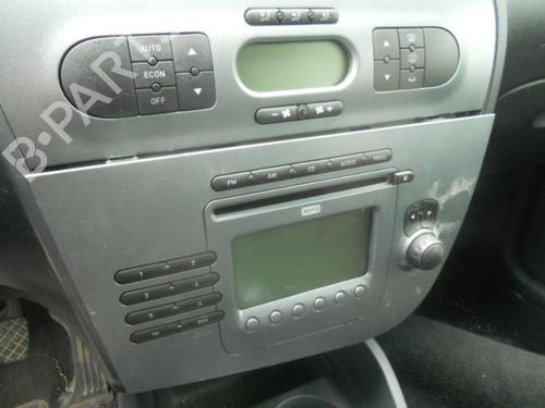 Radio SEAT LEON (1P1) 1.9 TDI | BP19985452E6 